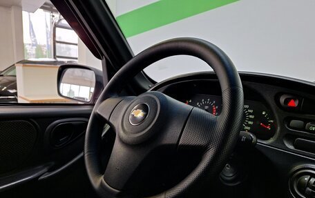 Chevrolet Niva I рестайлинг, 2016 год, 799 000 рублей, 13 фотография