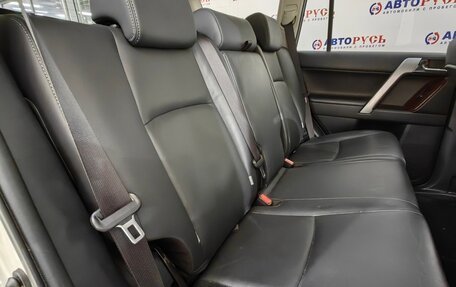 Toyota Land Cruiser Prado 150 рестайлинг 2, 2016 год, 4 099 000 рублей, 10 фотография