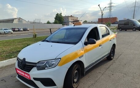 Renault Logan II, 2019 год, 500 000 рублей, 3 фотография