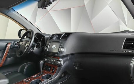 Toyota Highlander III, 2012 год, 2 255 000 рублей, 10 фотография