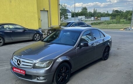 Mercedes-Benz C-Класс, 2008 год, 890 000 рублей, 1 фотография