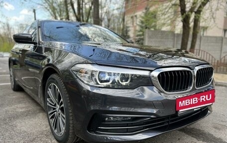 BMW 5 серия, 2019 год, 3 490 000 рублей, 4 фотография