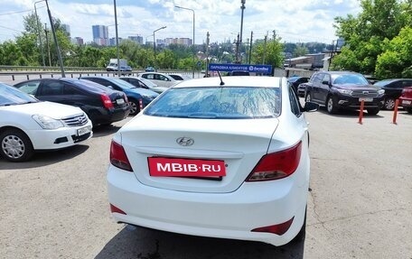 Hyundai Solaris II рестайлинг, 2016 год, 750 000 рублей, 3 фотография