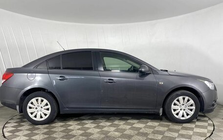 Chevrolet Cruze II, 2011 год, 820 000 рублей, 4 фотография