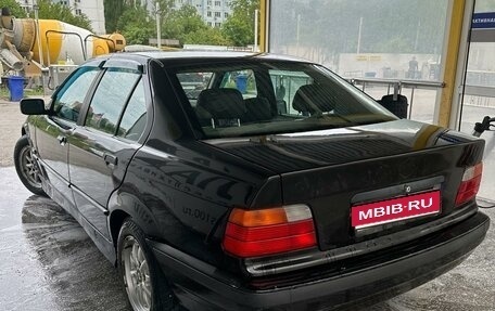 BMW 3 серия, 1994 год, 230 000 рублей, 1 фотография
