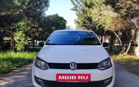 Volkswagen Polo VI (EU Market), 2010 год, 650 000 рублей, 2 фотография