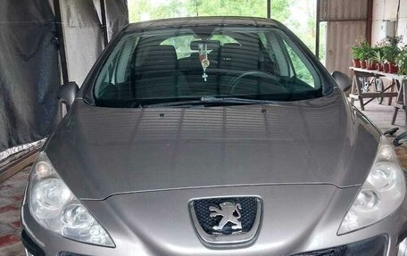 Peugeot 308 II, 2009 год, 600 000 рублей, 2 фотография