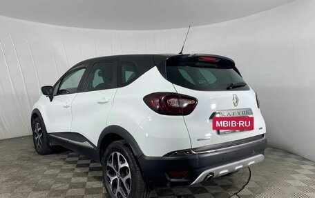 Renault Kaptur I рестайлинг, 2016 год, 1 680 000 рублей, 7 фотография