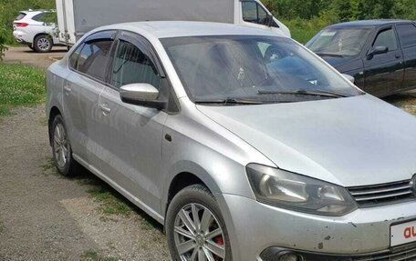 Volkswagen Polo VI (EU Market), 2011 год, 600 000 рублей, 4 фотография