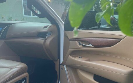 Cadillac Escalade IV, 2017 год, 8 000 000 рублей, 8 фотография