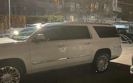 Cadillac Escalade IV, 2017 год, 8 000 000 рублей, 15 фотография