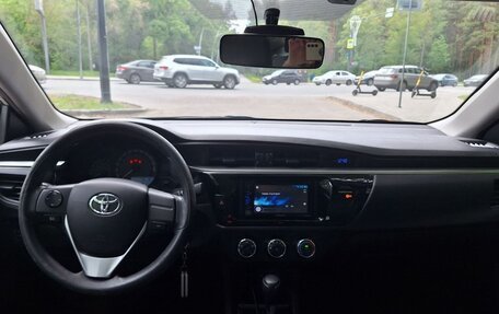 Toyota Corolla, 2013 год, 1 530 000 рублей, 6 фотография