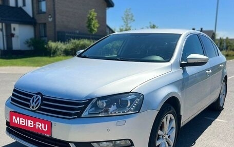 Volkswagen Passat B7, 2012 год, 1 100 000 рублей, 1 фотография