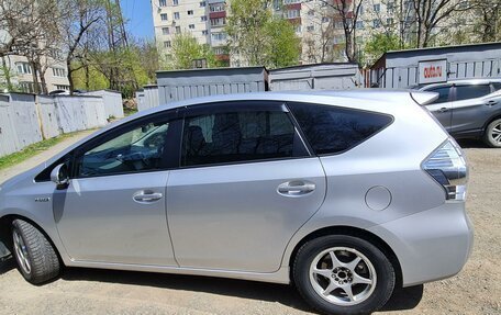 Toyota Prius Alpha I (ZVW40/41), 2011 год, 1 500 000 рублей, 7 фотография