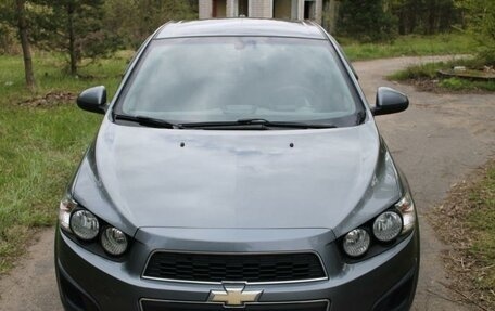 Chevrolet Aveo III, 2013 год, 895 000 рублей, 3 фотография