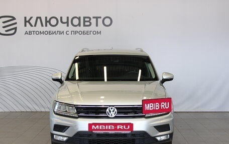 Volkswagen Tiguan II, 2017 год, 2 349 000 рублей, 2 фотография