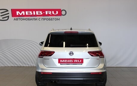 Volkswagen Tiguan II, 2017 год, 2 349 000 рублей, 6 фотография