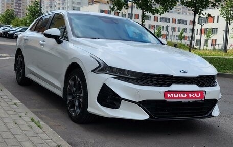 KIA K5, 2021 год, 2 100 000 рублей, 1 фотография