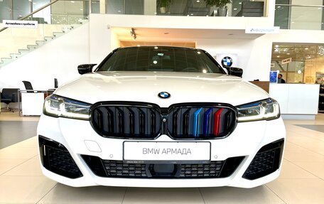 BMW 5 серия, 2020 год, 6 590 000 рублей, 2 фотография