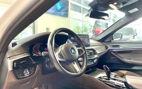 BMW 5 серия, 2020 год, 6 590 000 рублей, 10 фотография