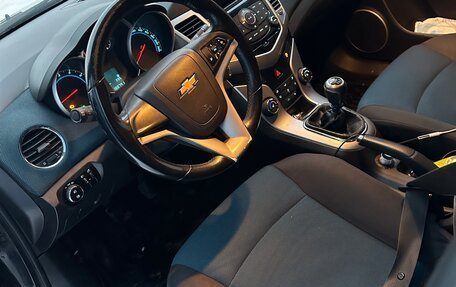 Chevrolet Cruze II, 2012 год, 812 000 рублей, 9 фотография