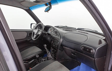 Chevrolet Niva I рестайлинг, 2010 год, 619 000 рублей, 11 фотография