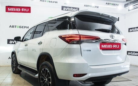 Toyota Fortuner II, 2018 год, 3 980 000 рублей, 3 фотография