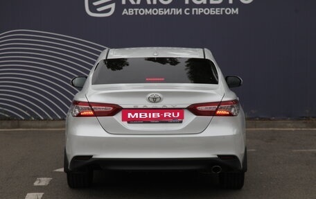 Toyota Camry, 2021 год, 3 850 000 рублей, 4 фотография