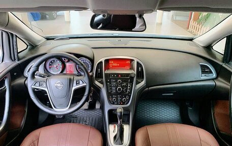 Opel Astra J, 2014 год, 1 220 000 рублей, 10 фотография
