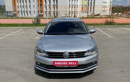 Volkswagen Jetta VI, 2016 год, 1 380 000 рублей, 2 фотография