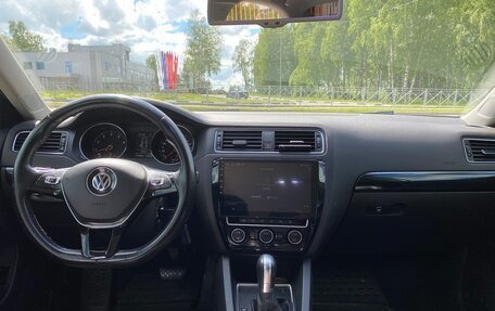 Volkswagen Jetta VI, 2016 год, 1 380 000 рублей, 11 фотография
