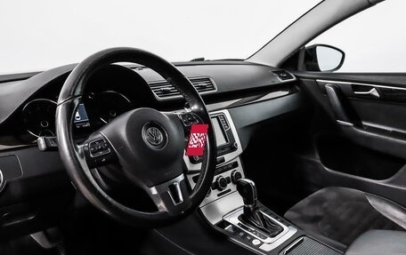 Volkswagen Passat B7, 2013 год, 1 099 555 рублей, 9 фотография