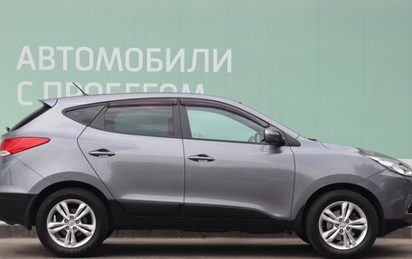 Hyundai ix35 I рестайлинг, 2013 год, 1 590 000 рублей, 2 фотография