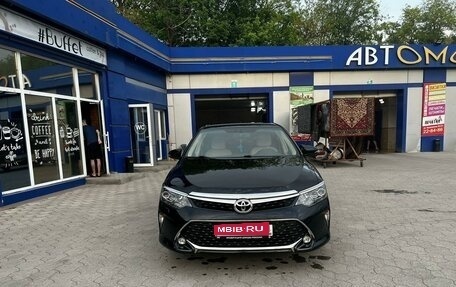 Toyota Camry, 2017 год, 2 590 000 рублей, 3 фотография