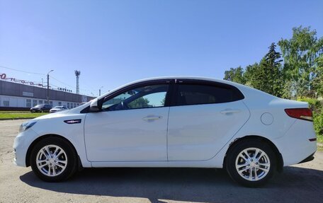 KIA Rio III рестайлинг, 2015 год, 905 000 рублей, 6 фотография