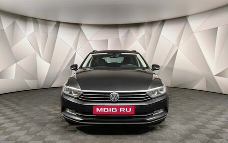 Volkswagen Passat B8 рестайлинг, 2017 год, 2 075 000 рублей, 6 фотография