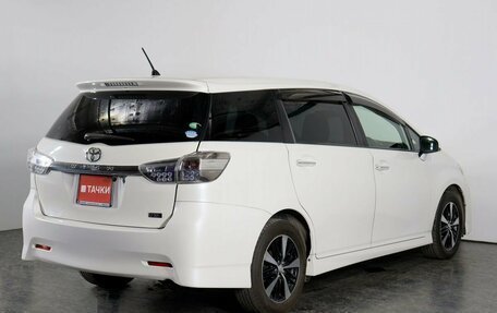 Toyota Wish II, 2013 год, 1 712 000 рублей, 2 фотография