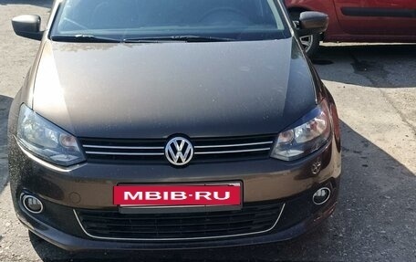 Volkswagen Polo VI (EU Market), 2015 год, 1 150 000 рублей, 1 фотография