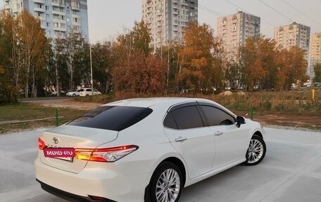 Toyota Camry, 2020 год, 3 730 000 рублей, 9 фотография