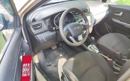 KIA Rio III рестайлинг, 2013 год, 820 000 рублей, 6 фотография