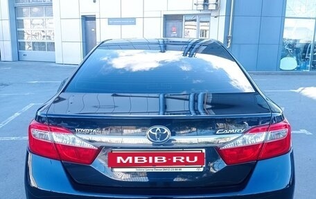 Toyota Camry, 2013 год, 2 380 000 рублей, 6 фотография