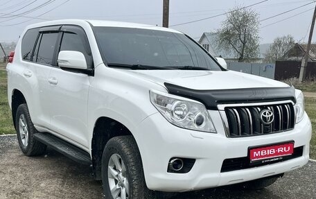 Toyota Land Cruiser Prado 150 рестайлинг 2, 2012 год, 3 000 000 рублей, 1 фотография