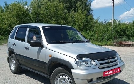 Chevrolet Niva I рестайлинг, 2004 год, 380 000 рублей, 3 фотография