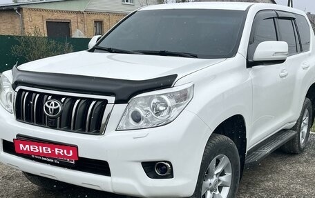 Toyota Land Cruiser Prado 150 рестайлинг 2, 2012 год, 3 000 000 рублей, 2 фотография