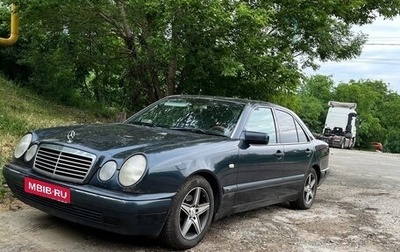 Mercedes-Benz E-Класс, 1998 год, 465 000 рублей, 1 фотография