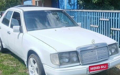 Mercedes-Benz W124, 1991 год, 350 000 рублей, 2 фотография