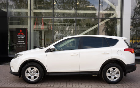 Toyota RAV4, 2013 год, 2 034 000 рублей, 2 фотография