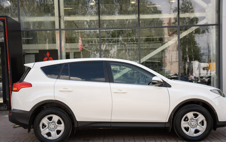 Toyota RAV4, 2013 год, 2 034 000 рублей, 6 фотография