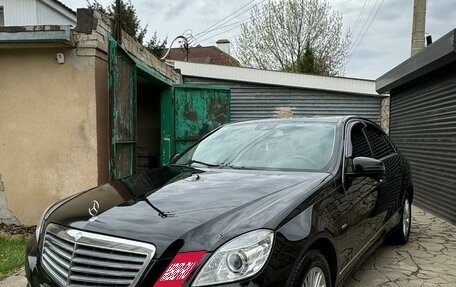Mercedes-Benz E-Класс, 2010 год, 1 690 000 рублей, 1 фотография