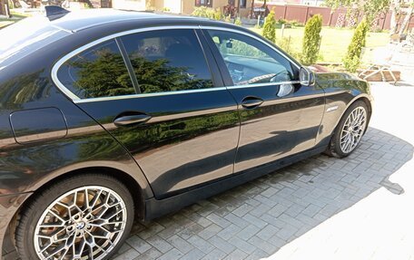 BMW 5 серия, 2011 год, 2 500 000 рублей, 7 фотография